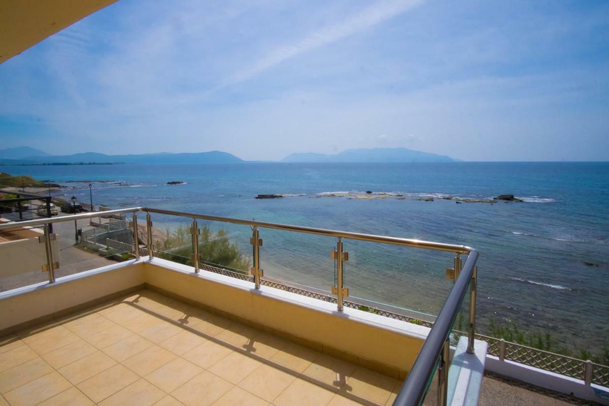 Paris Seaside Villa Pandokrátor Eksteriør bilde