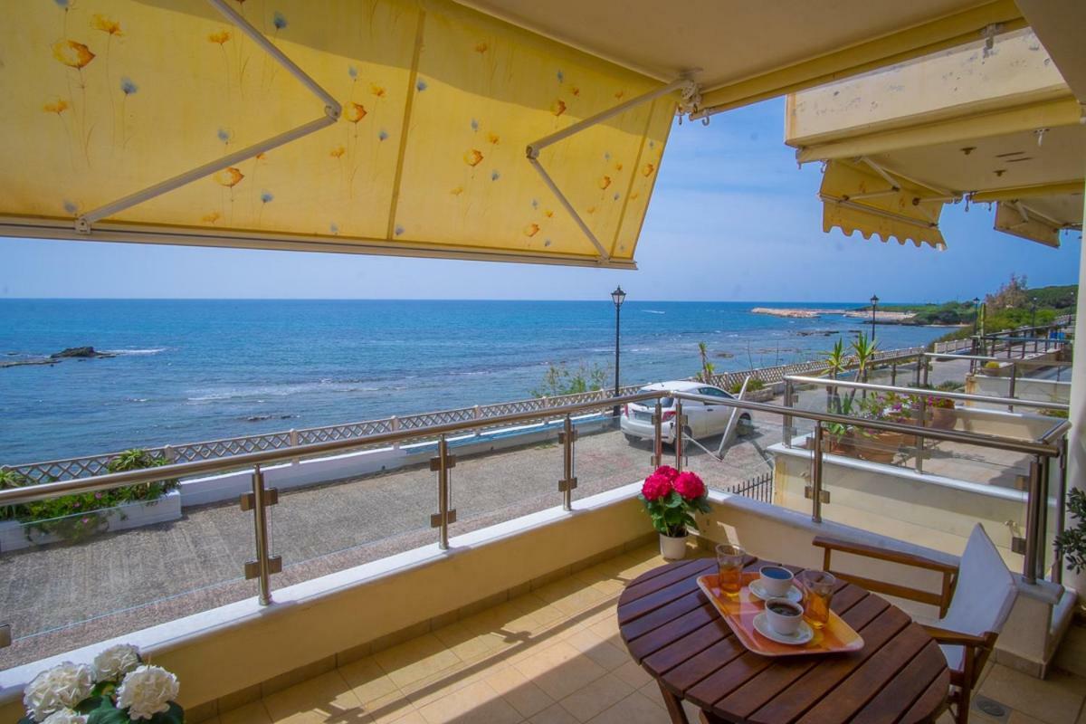 Paris Seaside Villa Pandokrátor Eksteriør bilde