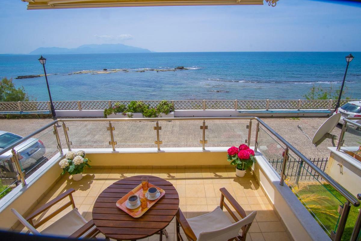Paris Seaside Villa Pandokrátor Eksteriør bilde